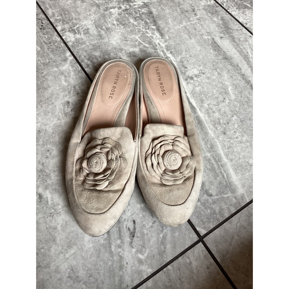 Taryn Rose Blythe Beige Suede Rose Mules Floral Slip On Loafers Size 7B